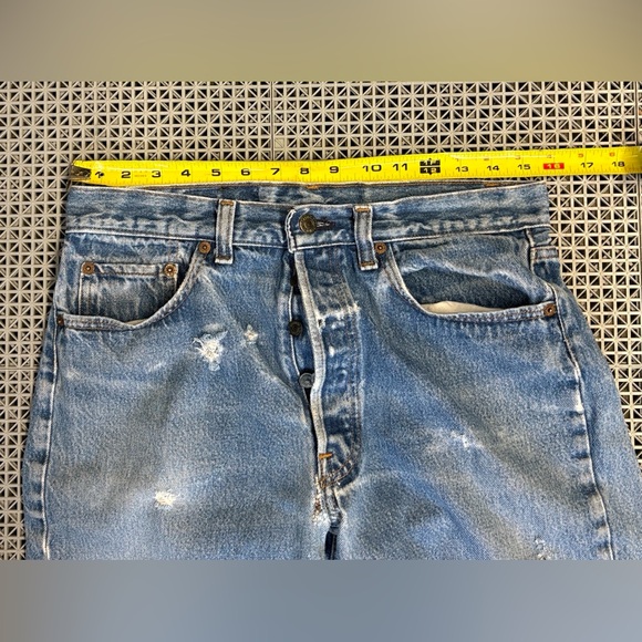 Vintage 1980’s Levi's 501 Distressed Straight Leg Med Wash Jeans - Made in USA - Picture 8 of 12